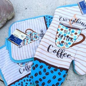 Pot holders & Oven mitt Set  Everything gets better with Coffee ☕ very cute!